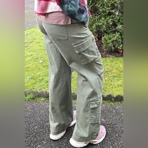 Wild Fable Olive Cargo Pants